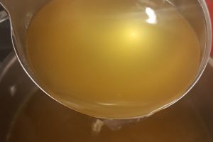 Pressure Cooker Chicken Stock